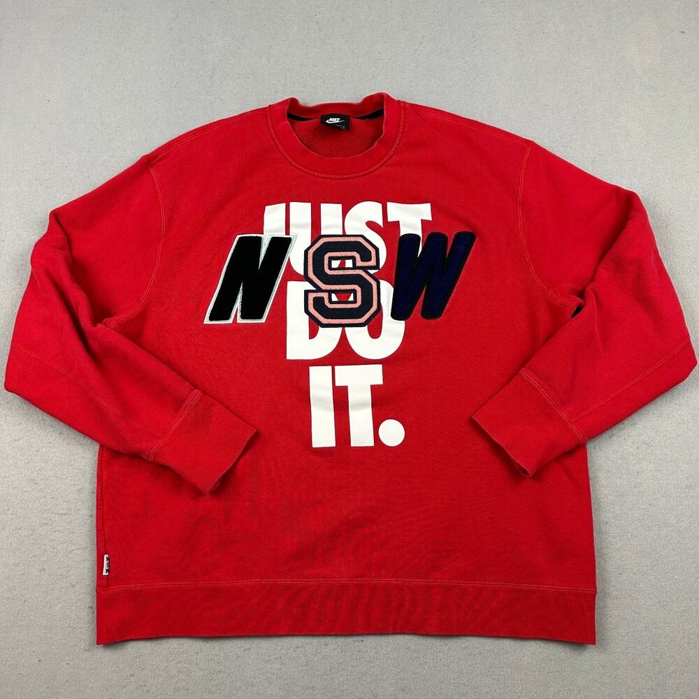 Nike Sweatshirt Men Large Red NSW Just Do It Varsity Patch Crewneck Pullover L